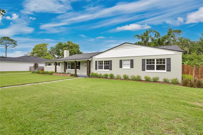2009 Lily Ct, FL