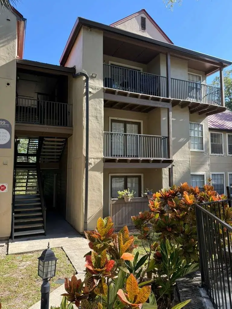 199 Afton Sq #103, FL