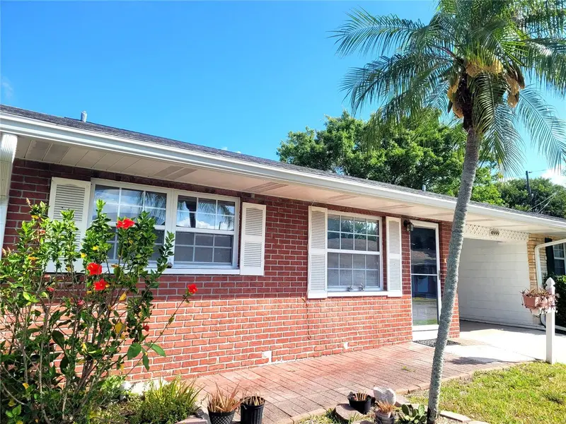 4999 Springwood Ct, FL
