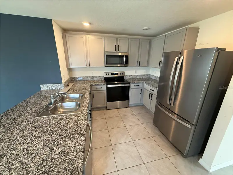 16838 Delia St, FL