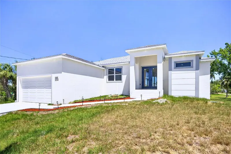 200 Leach Dr, FL