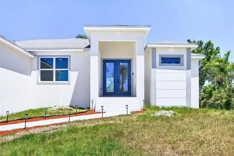 200 Leach Dr, FL