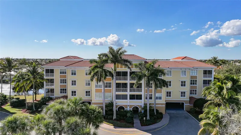 255 W End Dr #4201, FL