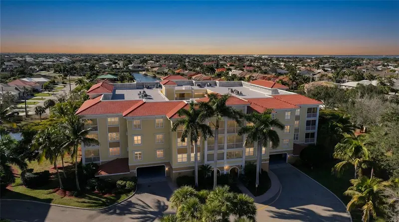255 W End Dr #4201, FL