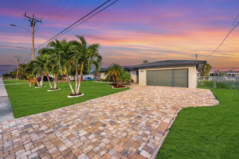 5103 Pelican Blvd, FL