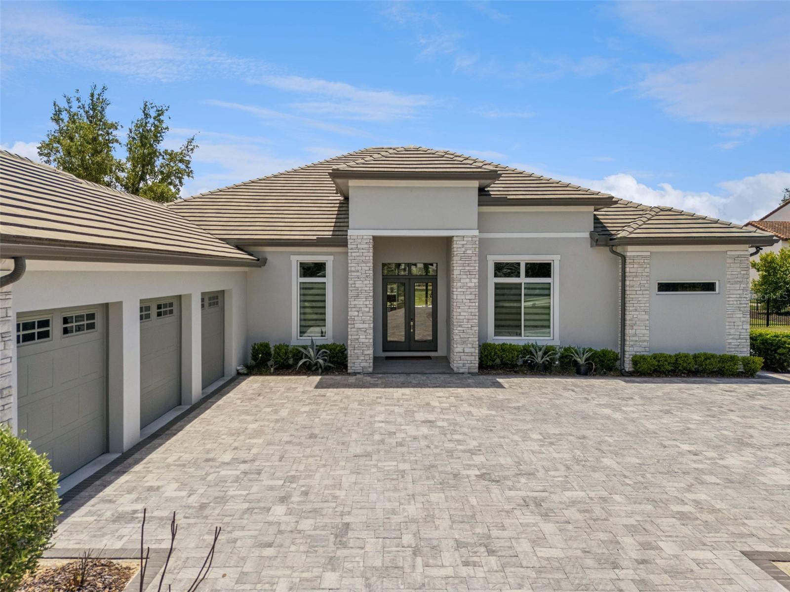 15220 Pendio Dr, FL