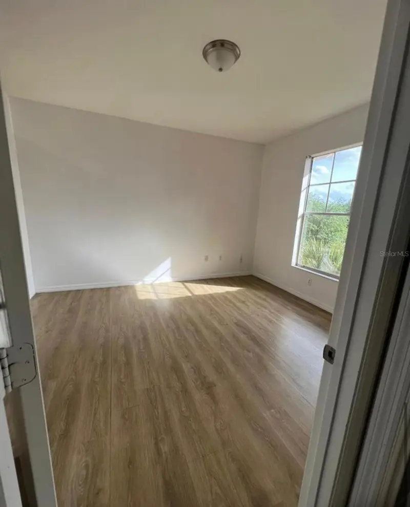 5548 Metrowest Blvd #306, FL