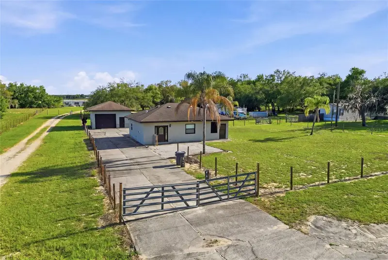 29 Coyer Rd #2, FL