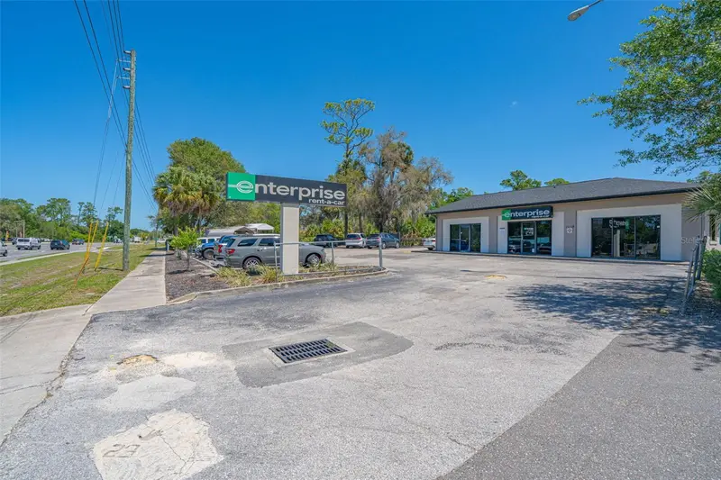 2055 S Woodland Blvd, FL