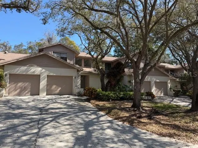 1913 Whispering Way, FL