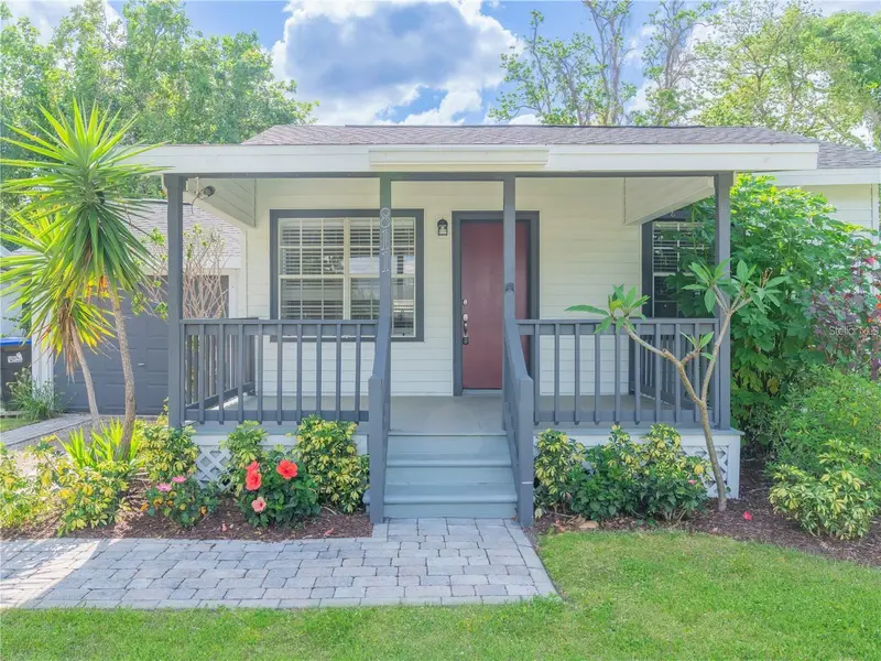 811 Overspin Dr, FL