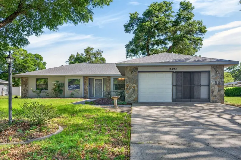 2393 W Fairway Loop, FL