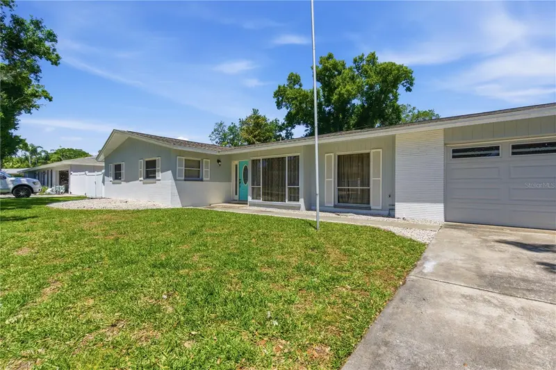 1730 Winfield Rd N, FL