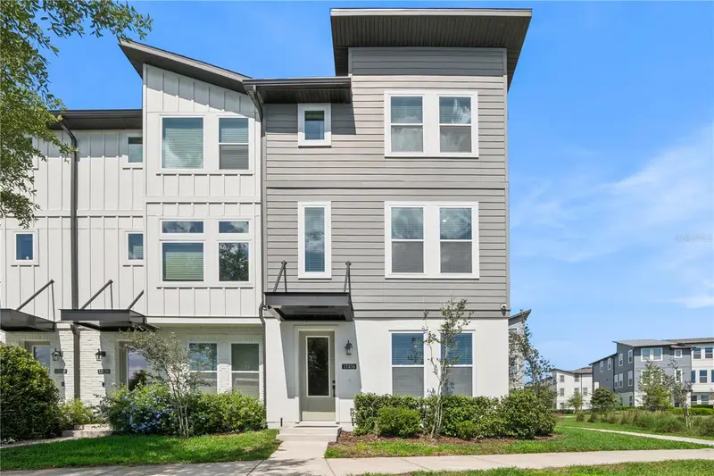 12436 Koshiba Aly, FL