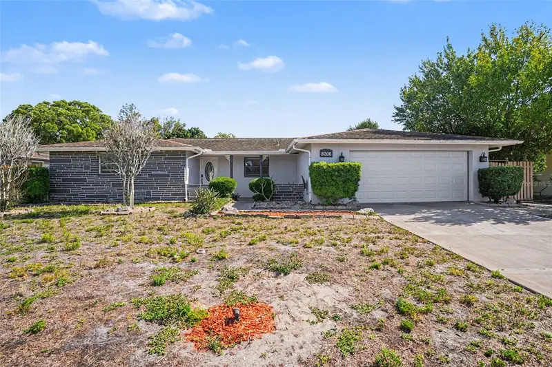8006 Mimosa Dr, FL