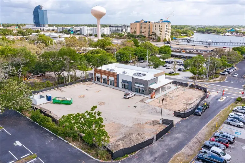 286 Douglas Ave, FL