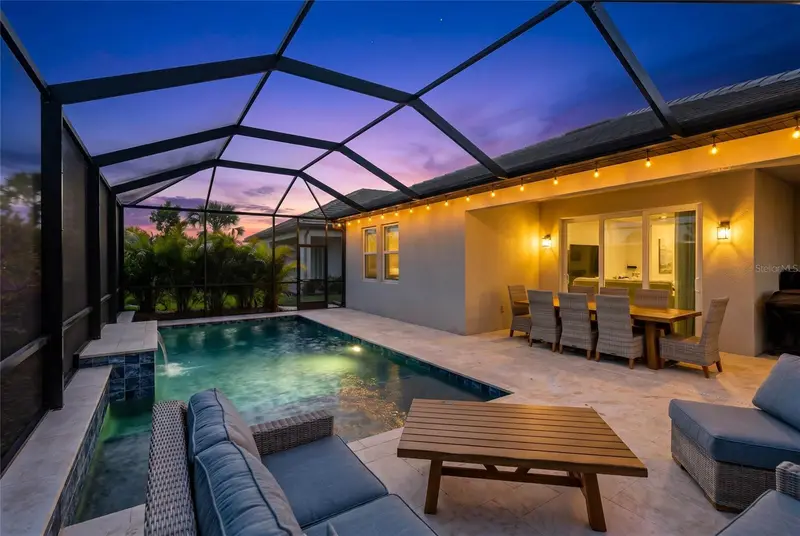 17526 Savory Mist Cir, FL
