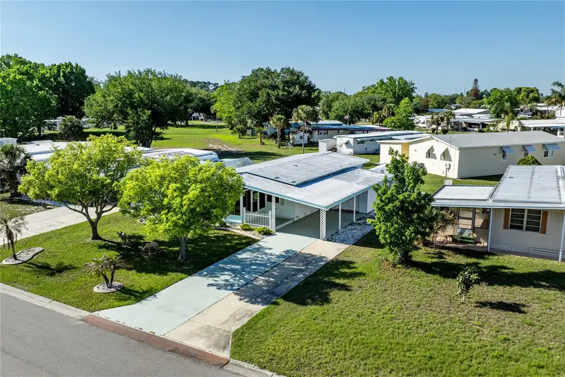 1026 Capella Dr, FL