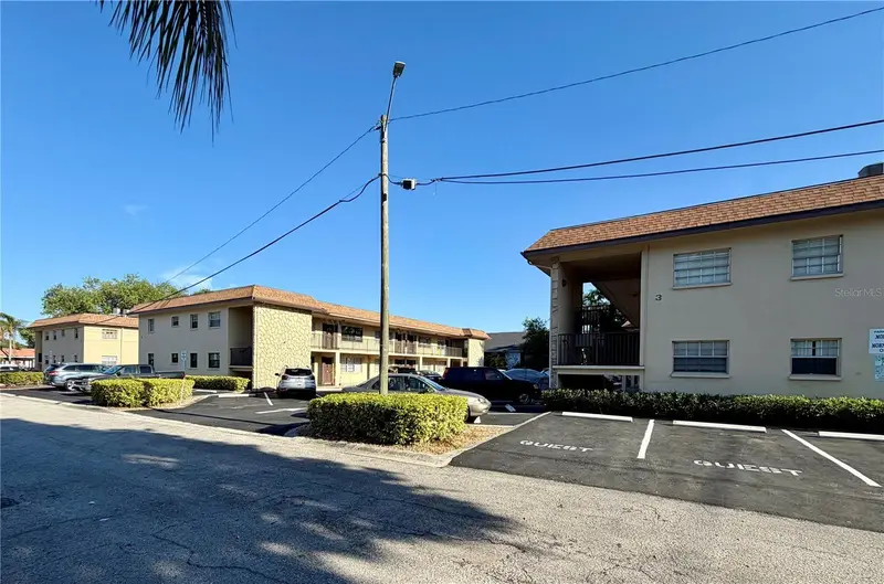 1320 Moreland Dr #12, FL