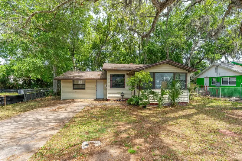 711 Flanders Ave, FL