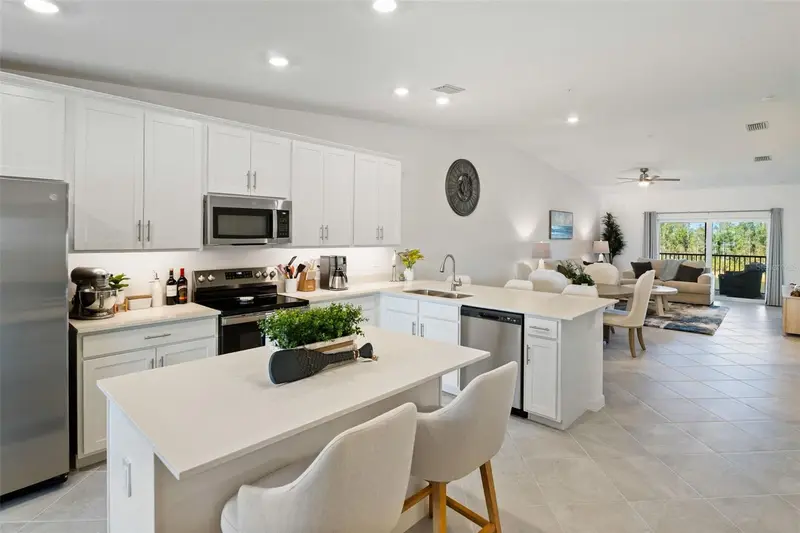 14241 Heritage Landing Blvd #1827, FL