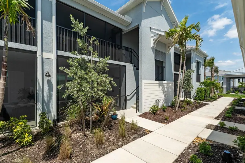 14241 Heritage Landing Blvd #1827, FL