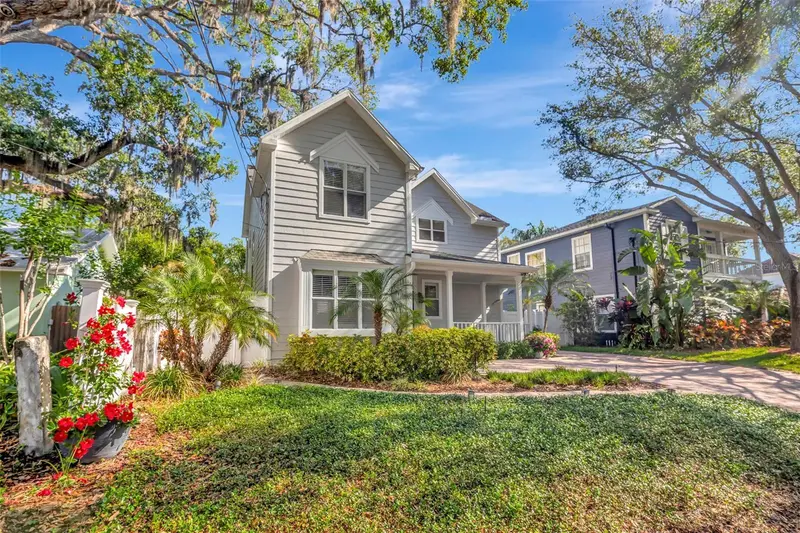 3113 W Oakellar Ave, FL