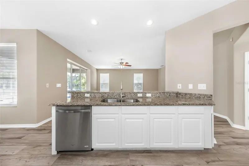 4152 Grandchamp Cir, FL