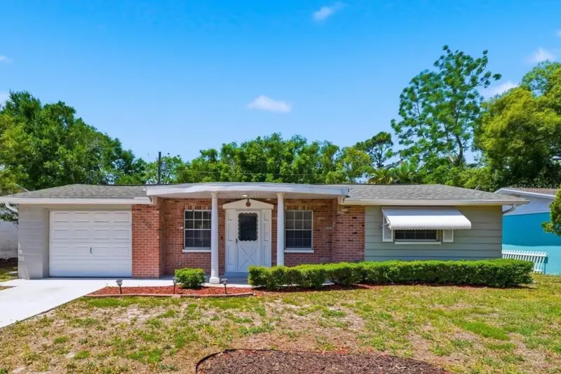 3303 Williamsburg Loop, FL