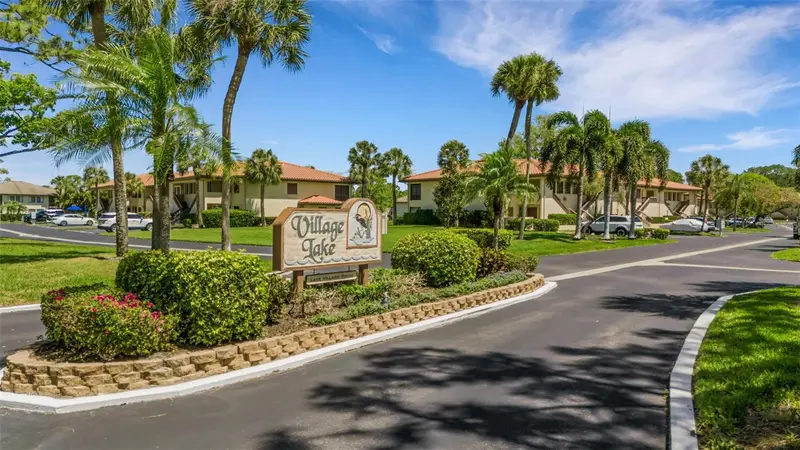 5252 Lake Village Dr ## 54, FL