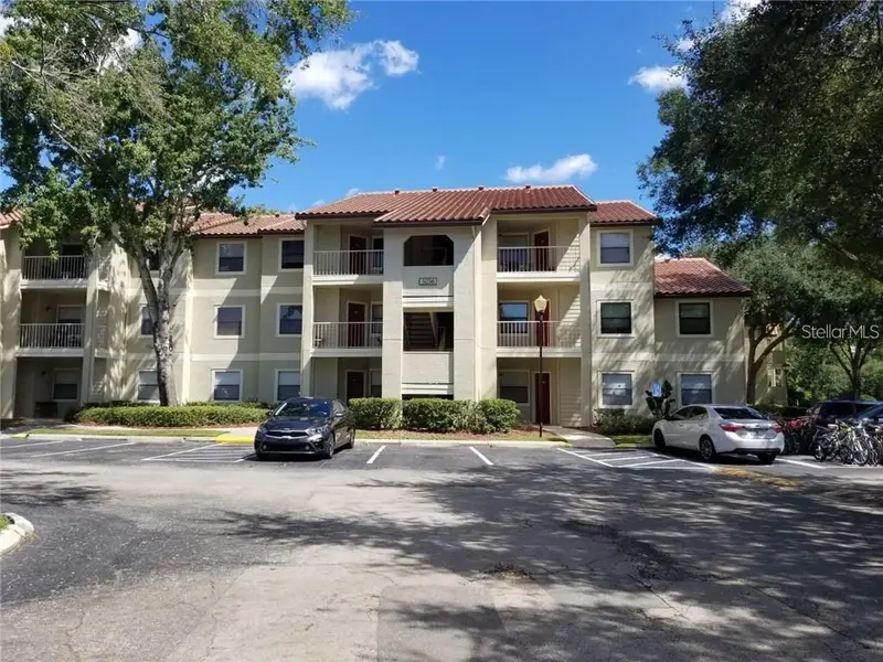 3036 Parkway Blvd ## 204, FL