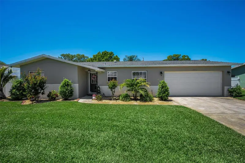 29752 69th Way N, FL