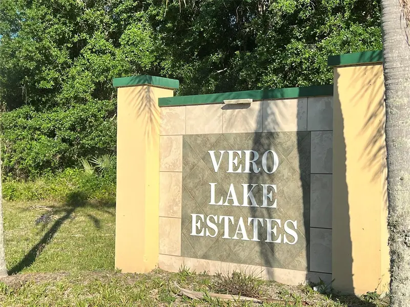 8965 100th Ave, FL