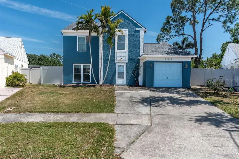 12101 74th St, FL