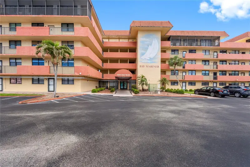 19701 Gulf Blvd #307, FL