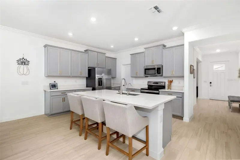 14281 17th Ct E, FL