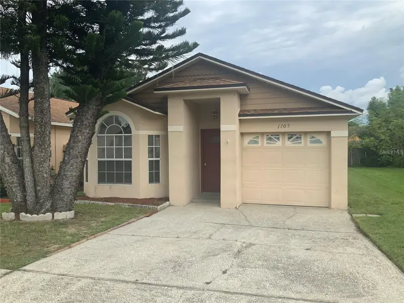 1705 Chatham Cir, FL