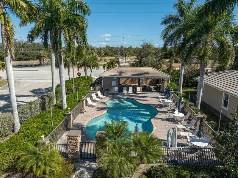 9815 Nostalgia Pl, FL