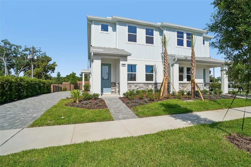 610 Silver Stream Ct, FL