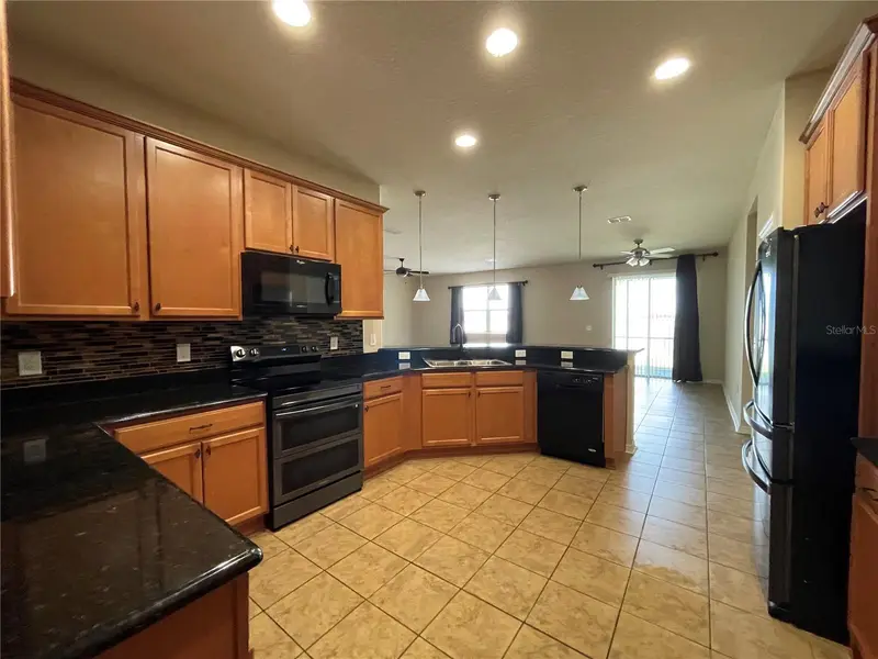 10026 Weathers Loop, FL