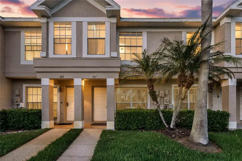 727 Kensington Lake Cir, FL