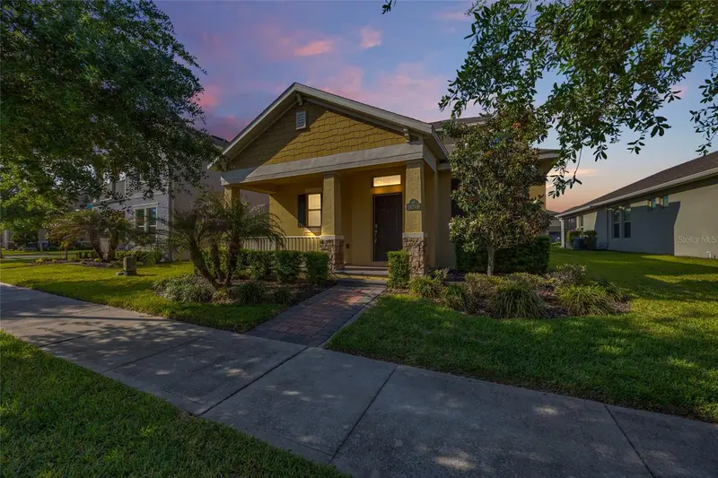 16749 Harper Cove Dr, FL
