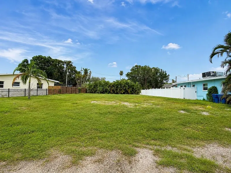 4111 Arkansas Ave Ne, FL