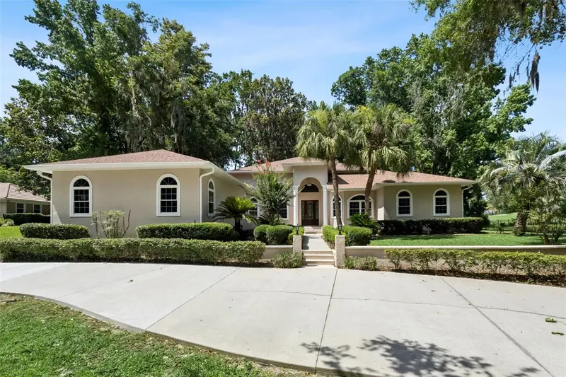 6943 Se 12th Cir, FL