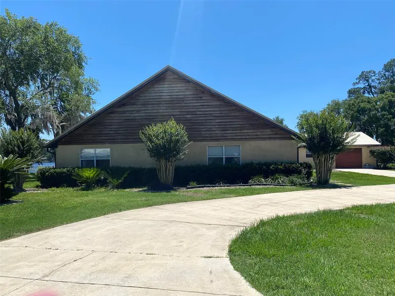 229 Lake Ida Point Dr, FL
