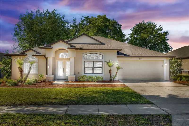 1930 Golf Oak Dr, FL