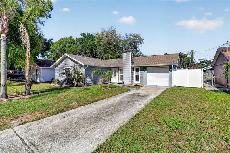 4646 Old 37 Rd, FL