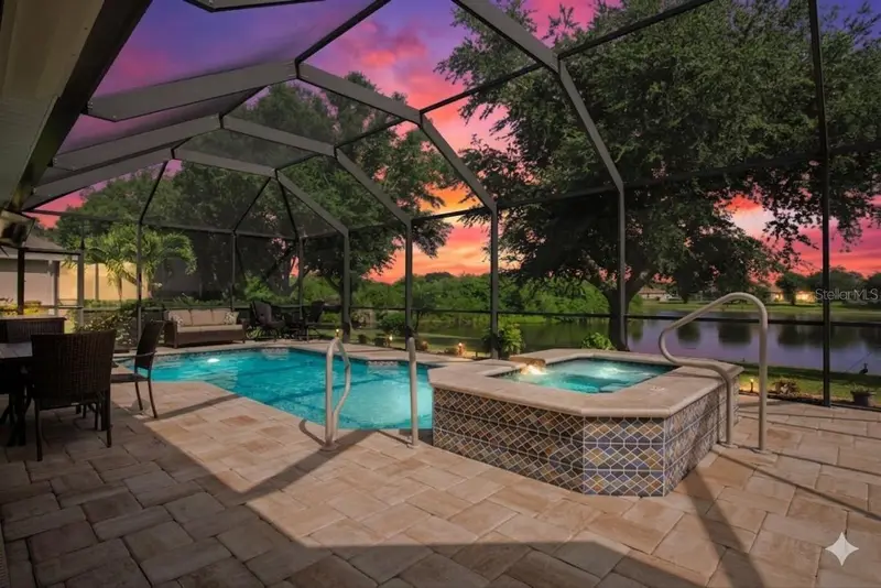 183 Clear Lake Dr, FL