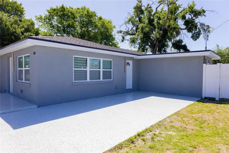 2710 W Cypress St, FL