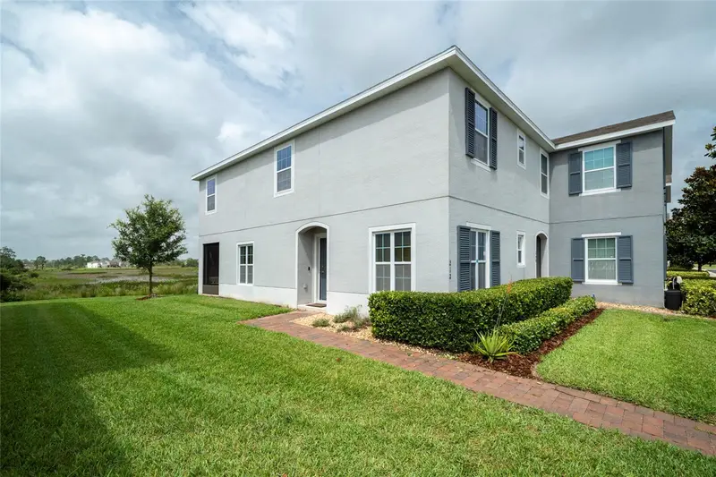 212 Primrose Dr, FL